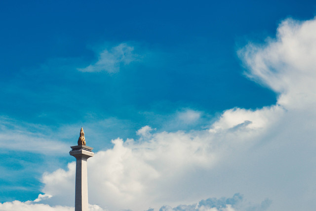 Cara ke Puncak Monas, https://unsplash.com/@uray_z