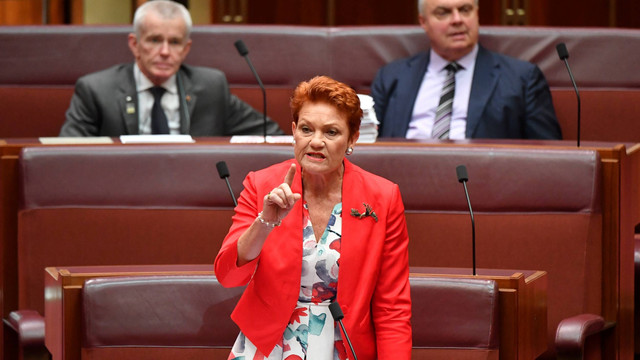 Senator Pauline Hanson di Senat di Gedung Parlemen di Canberra , Australia, pada 18 Maret 2021. Foto: Sam Mooy/Getty Images
