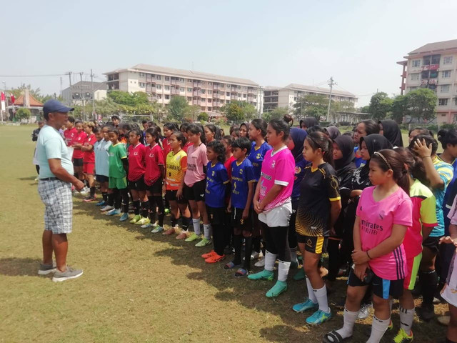 Seleksi terbuka tim Persebaya Putri. Foto: Masruroh/Basra