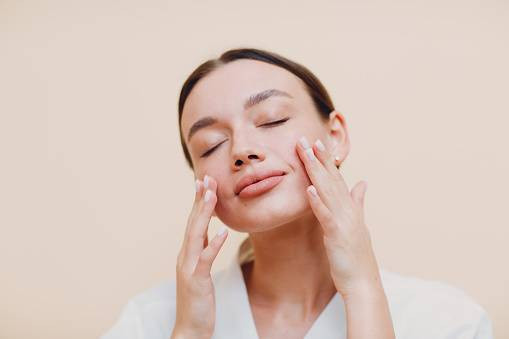 Ilustrasi berapa lama hasil skincare terlihat (Sumber: Pixabay)