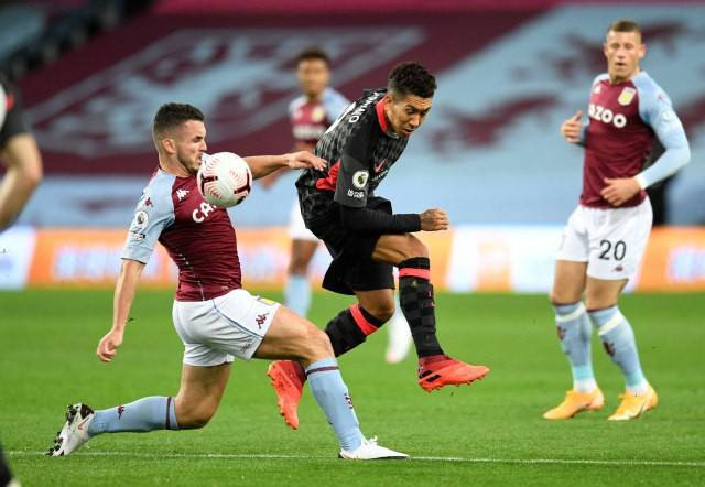 Pertandingan antara Aston Villa vs Liverpool di Villa Park, Birmingham. Foto: Reuters/Peter Powell