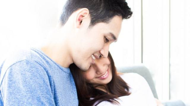 Ilustrasi alasan mengapa cewek Pisces mudah jatuh cinta. Foto: Shutterstock
