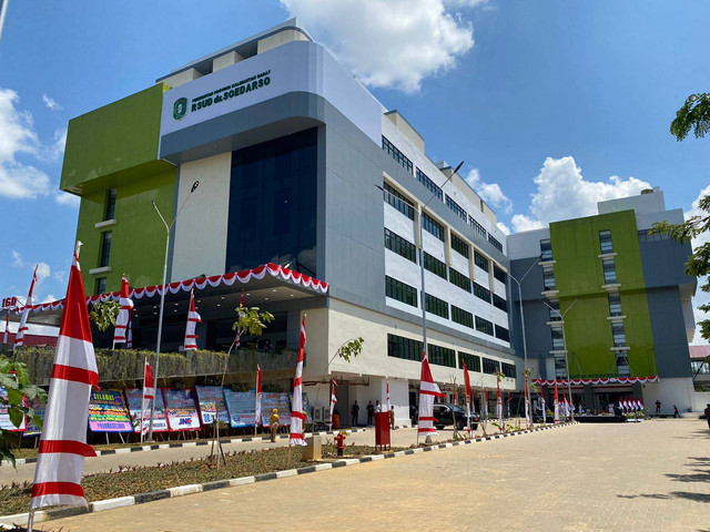 Gedung baru RSUD dr Soedarso. Foto: Teri/Hi!Pontianak
