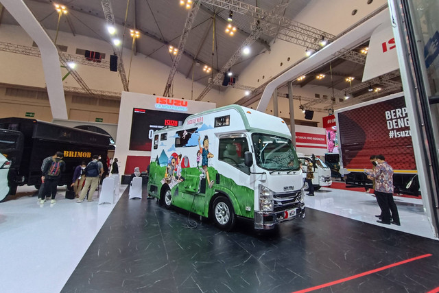 Isuzu Elf NLR B Campervan. Foto: Rizki Fajar Novanto/kumparan