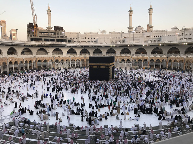 Ilustrasi naik haji. Foto: Unsplash
