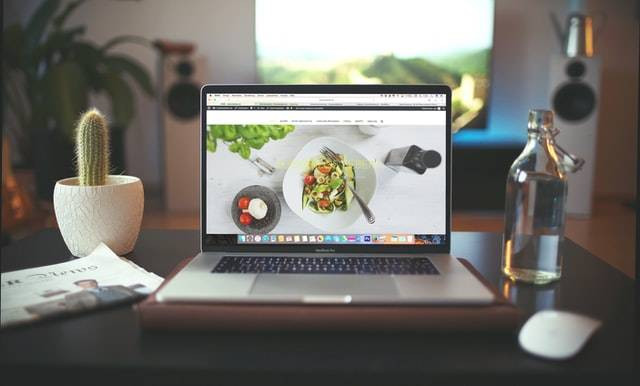 Cara masuk PeduliLindungi dengan NIK. Sumber: unsplash.com