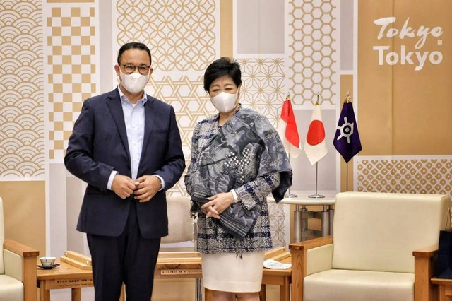 Gubernur DKI Jakarta Anies Baswedan bertemu Gubernur Tokyo Yuriko Kioke. Foto: Instagram/@aniesbaswedan