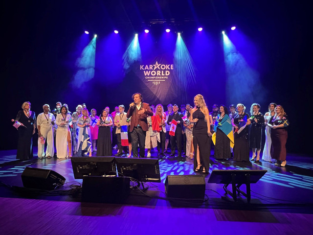 Indonesia meraih juara pertama di Karaoke World Championship.
 Foto: Dok. Istimewa