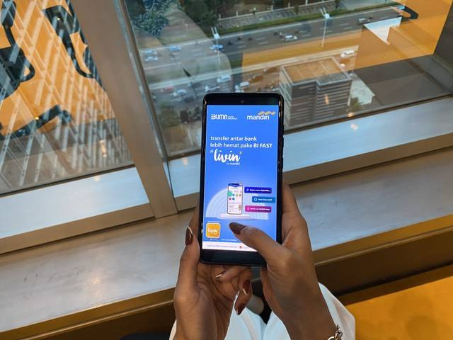 Ilustrasi cara ganti nomor HP di Livin Mandiri. Foto: Dok Mandiri