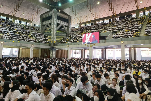 kumparan memberikan hadiah pada 10 pemenang lomba video kreatif di Balairung, Universitas Indonesia, Senin (15/8).  Foto: Ainun Nabila/kumparan