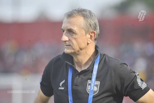 Pelatih Borneo FC, Milomir Seslija. Foto: Situs web resmi Liga Indonesia Baru