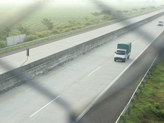 Perbedaan Tol Lingkar Luar dan Dalam, Foto ini hanya ilustrasi dan bukan tempat sebenarnya. Sumber: Unsplash/novita ramadhani