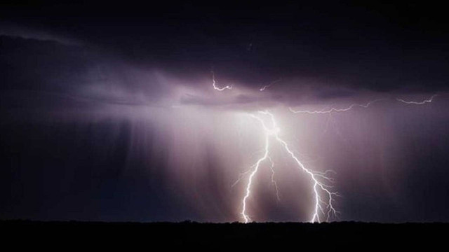 Ilustrasi petir (Foto: Dok Lapan via Kumparan)