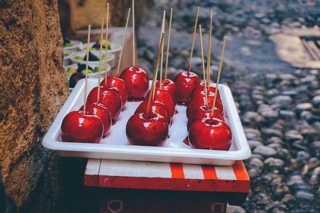Ilustrasi manisan buah. Foto: pexels.com/francesco-ungaro/