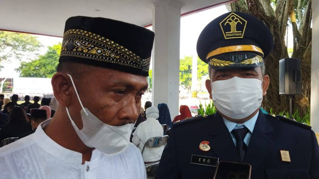 Kepala Subseksi Pelayanan Tahanan Rutan Temanggung Taat Eko Suratman (kanan). Foto: ari/Tugu Jogja