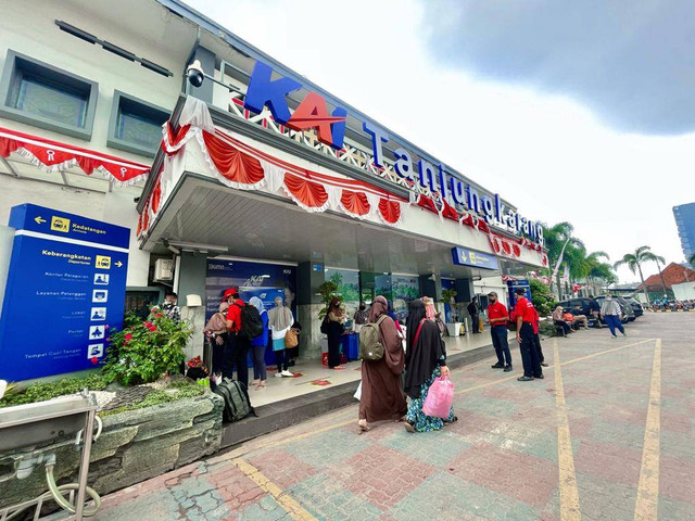 Stasiun Tanjung Karang, Bandar Lampung, Jumat (19/8/2022) | Foto: Roza Hariqo/Lampung Geh