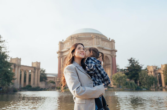 Raisa dan anak pertamanya, Zalina. Foto: Instagram/raisa6690