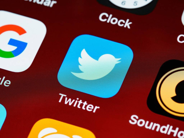 Ilustrasi cara menghapus history Twitter. Foto: Pexels.com/Brett Jordan