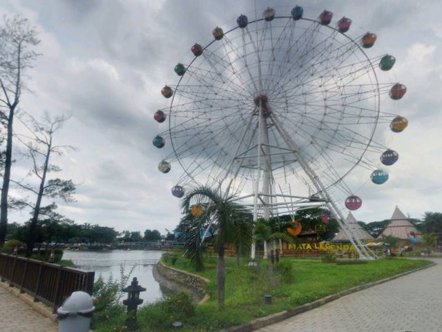 Rekomendasi tempat makan dekat tmii, Foto: google street view	