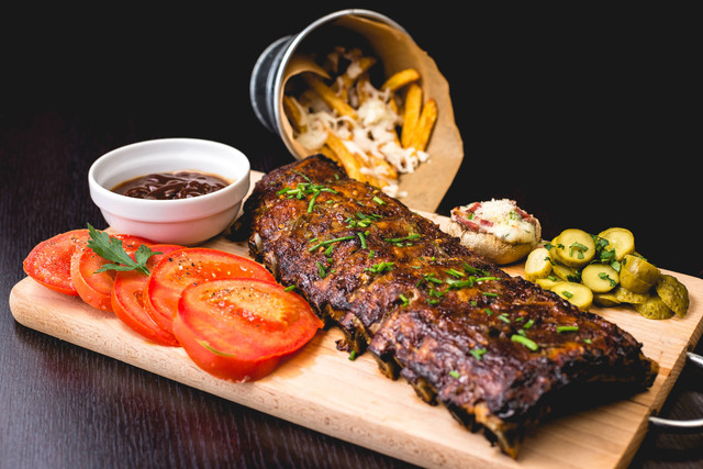 6 Rekomendasi Tempat Makan Steak di Senopati, Jakarta Selatan, Foto : Unplash/Alexandru-Bogdan Ghita