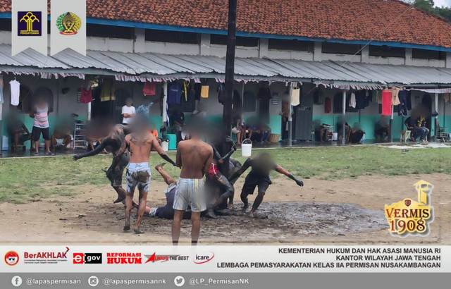 http://lapaspermisan.kemenkumham.go.id/berita-utama/lomba-panjat-pinang-lapas-permisan