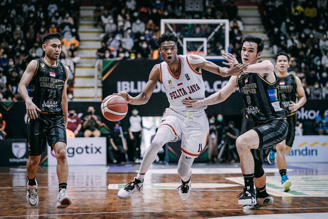 Semifinal Playoff IBL antara Pelita Jaya melawan West Bandits. Foto: Dok. IBL