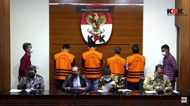 KPK gelar konpers penetapan tersangka OTT Rektor Univ Lampung. Foto: KPK