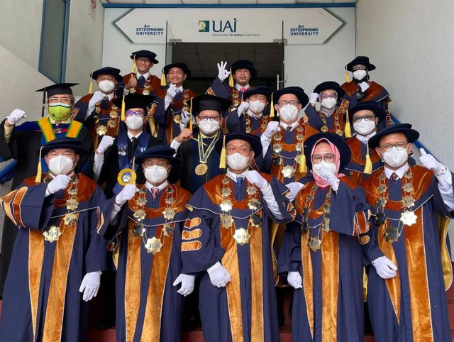 Foto bersama anggota senat UAI. Foto: Foto: Dok. penulis @a.saefuddin