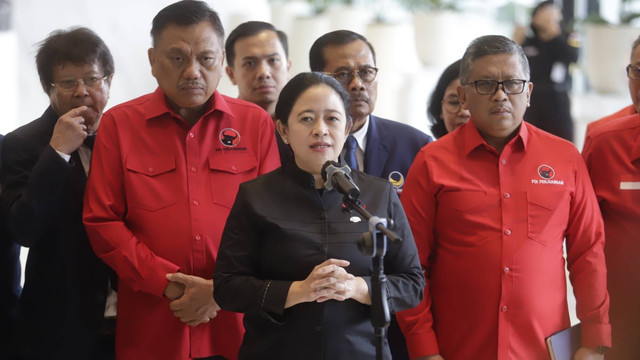 Puan Maharani melakukan konferensi pers di kantor DPP Partai NasDem di Jakarta pada Senin (22/8/2022). Foto: Iqbal Firdaus/kumparan