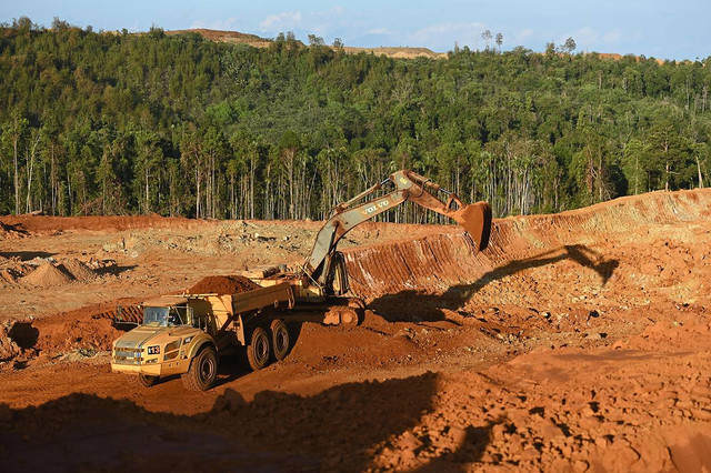 Smelter nikel PT Aneka Tambang Tbk (ANTAM). Foto: PT Antam