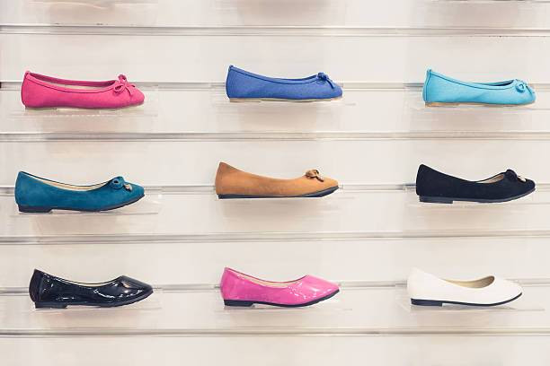 Ilustrasi sepatu flat shoes brand lokal (Sumber: Pexels)