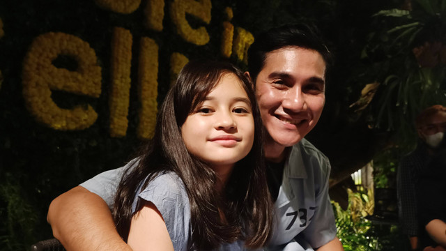 Graciella Abigail dan Vino G Bastian di Konferensi Pers Film Miracle In Cell No.7, Duren Tiga, Jakarta Selatan, Rabu (24/8). Foto: Giovanni/kumparan