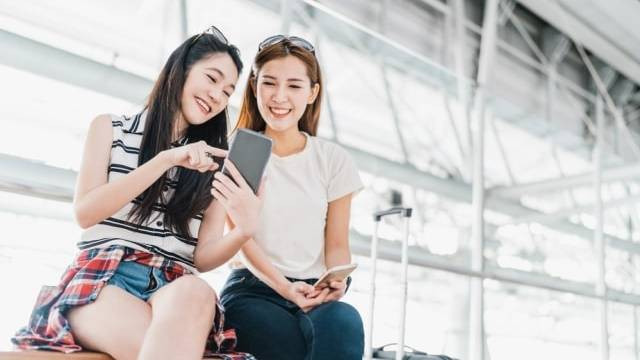 Ilustrasi alasan Taurus selalu mendahulukan teman dibanding pacar. Foto: Shutterstock