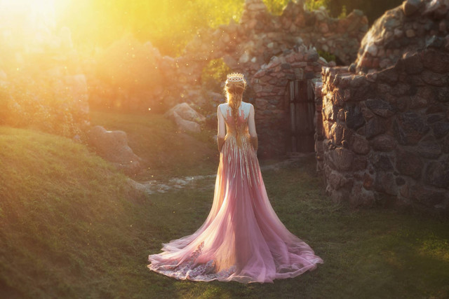 Ilustrasi Wanita era Victoria. Foto: Ironika/Shutterstock