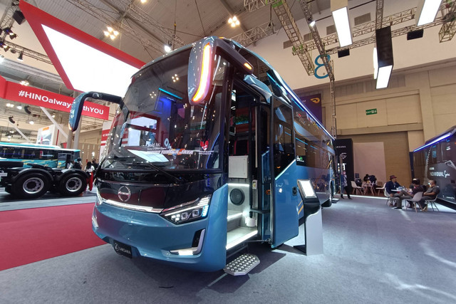 Legacy SR3 Suite Class di GIIAS 2022. Foto: Rizki Fajar Novanto/kumparan