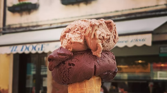 Ilustrasi Rekomendasi Kedai Gelato di Surabaya, Foto: Unsplash/Alana Harris 