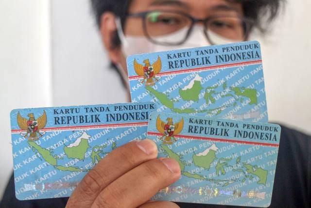 Format NIK NPWP baru. FOTO: Dokumentasi Antara/Yulius Satria Wijaya