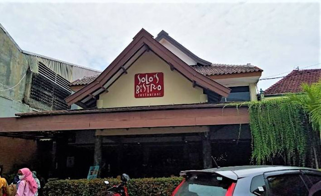 rekomendasi restoran western di solo. sumber foto : google street view.