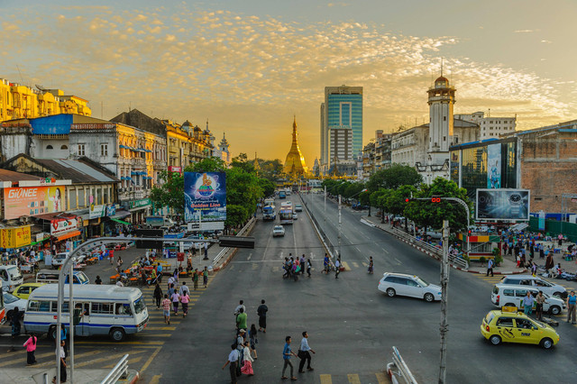 Ilustrasi Kelompok etnik terbesar yang mendiami negara Myanmar adalah, sumber foto: (Alexander Schimmeck) by unsplash.com