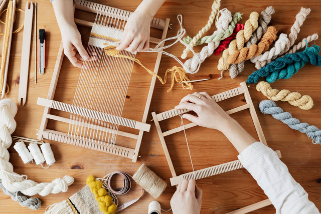 https://www.pexels.com/@karolina-grabowska/ - unsur keamanan yang terkandung pada sifat ergonomis disebut juga dengan
