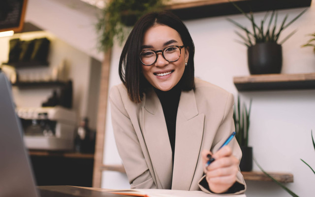  Ilustrasi perempuan karier. Foto: Shutterstock