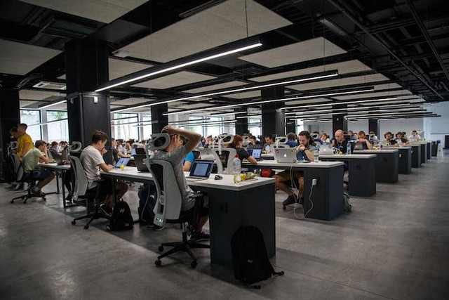 Ilustrasi Alamat Kantor Akulaku di Jabodetabek. Foto: dok. Alex Kotliarskyi (Unsplash.com)