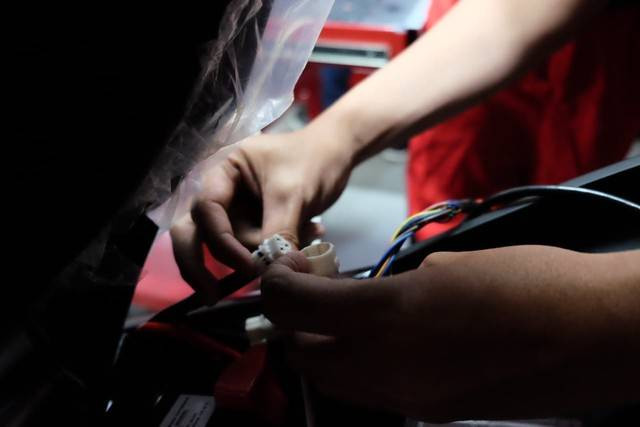 Ilustrasi pengertian otomotif sebagai ilmu. Foto: Bangkit Jaya Putra