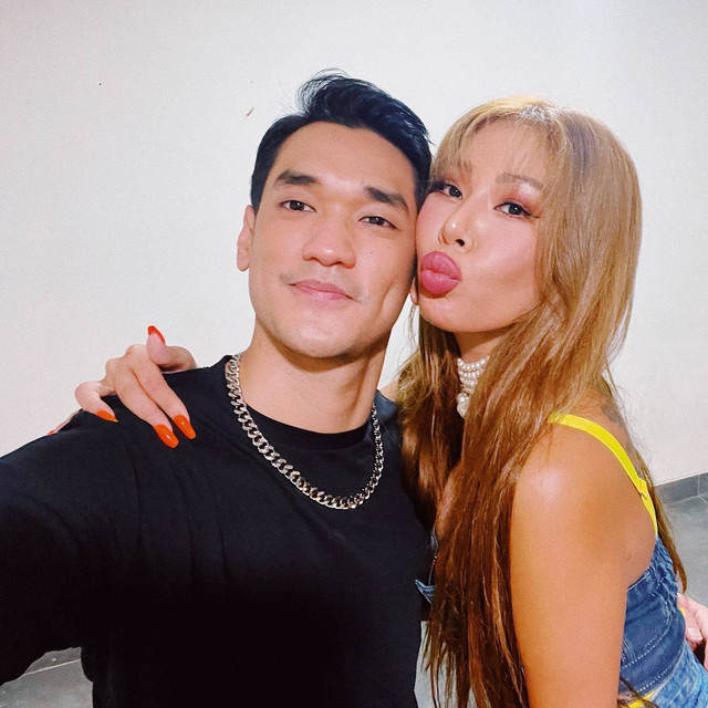 Afgan bersama rapper Korea Selatan, Jessi.   Foto: Instagram.com/afgan__