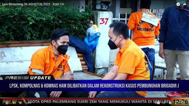 Rekonstruksi di rumah pribadi Irjen Ferdy Sambo di Jalan Saguling, Duren Tiga, Jakarta Selatan (30/8/2022).
Foto: Youtube/Polri TV