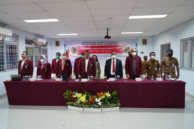 PPs Universitas Moestopo Beri Bantuan pada 3 Kelurahan / Foto: Dok UPDM (B)