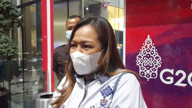 Anggota DPR Lasmi Indrayani hadiri panggilan KPK, Selasa (30/8).  Foto: Dok. Istimewa