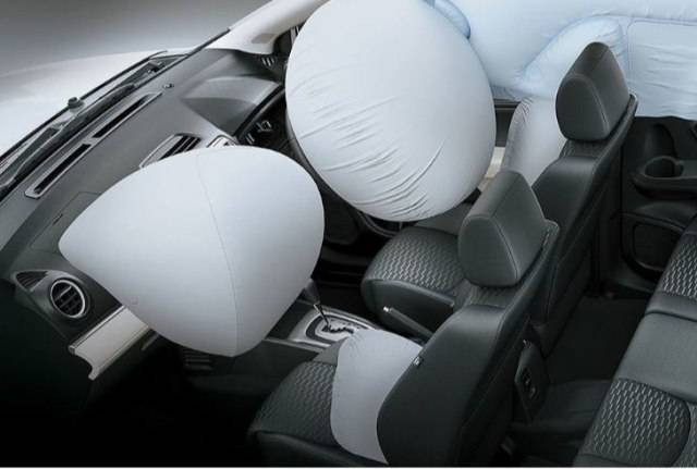 Ilustrasi fungsi airbag mobil dan cara kerjanya. Foto: dok. Istimewa