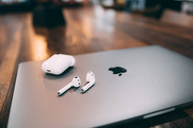 Cara Menyambungkan Airpods ke MacBook Foto:Unsplash