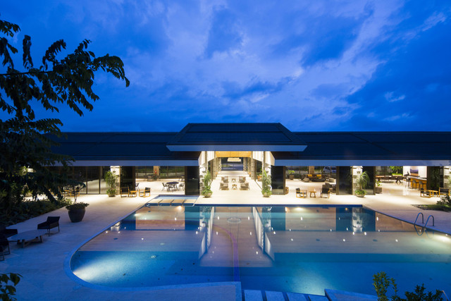 Hotel di Jakarta Barat yang Ada kolam Renang/Foto hanya ilustrasi dan bukan tempat aslinya. Sumber: Unsplash/Fernando Álvarez Rodríguez